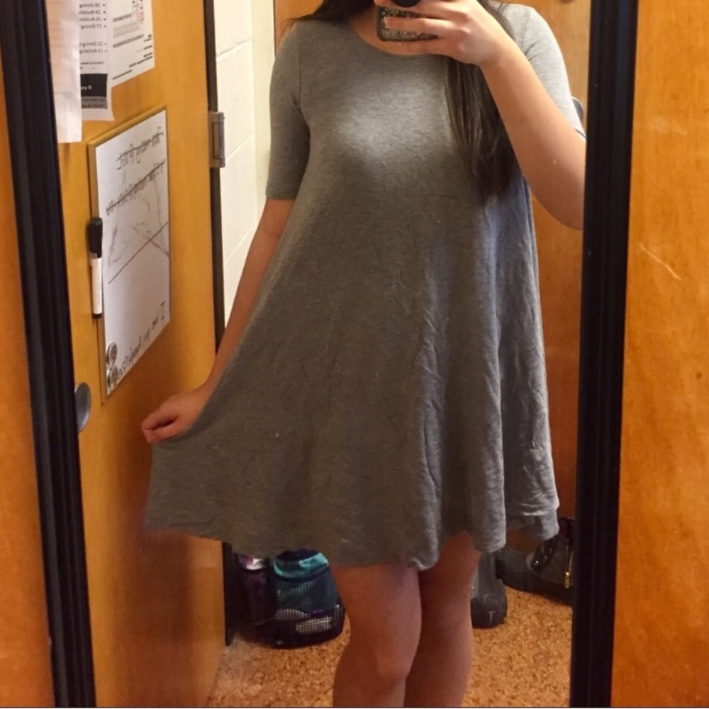Forever 21 Heather Grey Stretch Knit Trapeze Dress